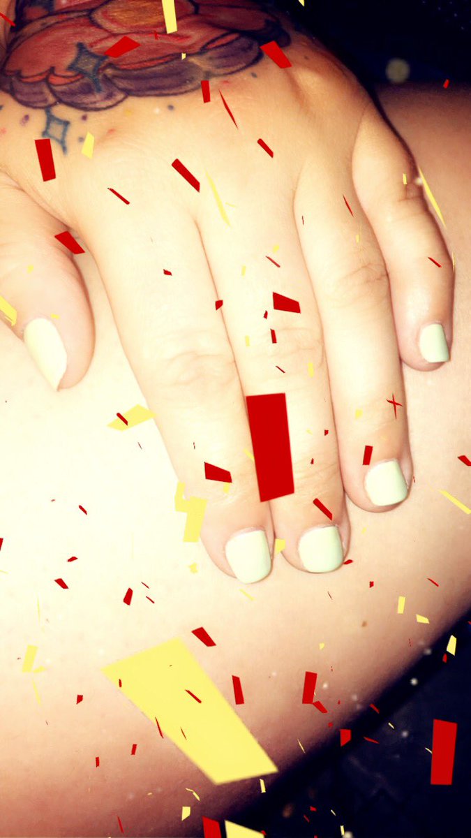 queenlydi's tweet photo. Reimburse my fresh manicure.. it’s always good to be natural.. google wallet or PayPal work best.. if interested DM for info to reimburse the $40 this cost me #findom #nailfetish @RtBBWFindom @RTPork @rtfindom @ShrunkBoy @RTPork https://t.co/N5ySc1wtSJ