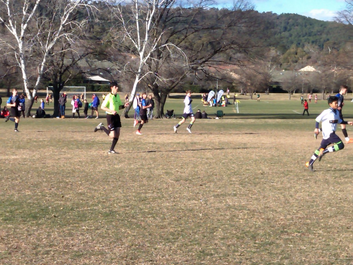 KangaCupRef's tweet photo. Last matches have kicked off here at Mawson #movingday #MD3 #kangacup2018 #thirdteam https://t.co/ynXxq9gWs2