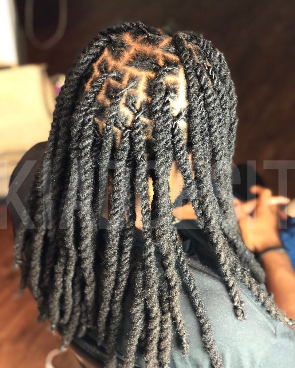 Dread Retwist & Style 
DM TO BOOK YOUR APPOINTMENT NOW!!! #htxstylist #htxsilkpress #htx #htxmua #htxhairstylist #htxweavologist #htxsewins #kiadoesitsdidit #baytownstylist #quickweave #invisiblepart #baytownsewin #Atlanta #Cali #lacefrontal #laceclosure #Sewin #quickweave