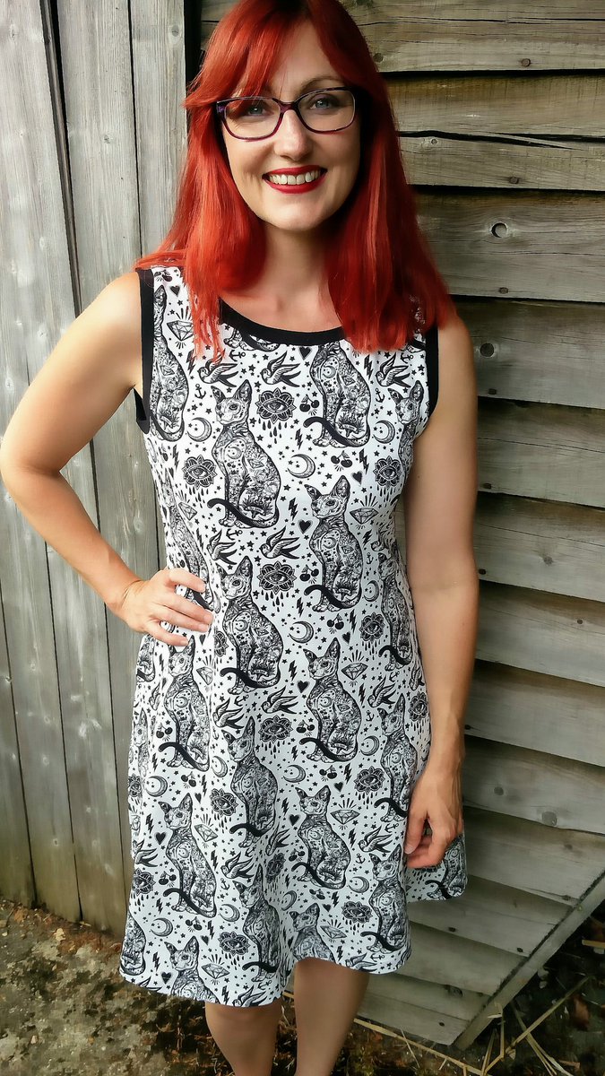 FreshAirButtons's tweet image. I love being able to sew my own clothes #Handmade #bespoke #Clothing #clothes #fashion #ladiesfashion #tattoo #tattoocat