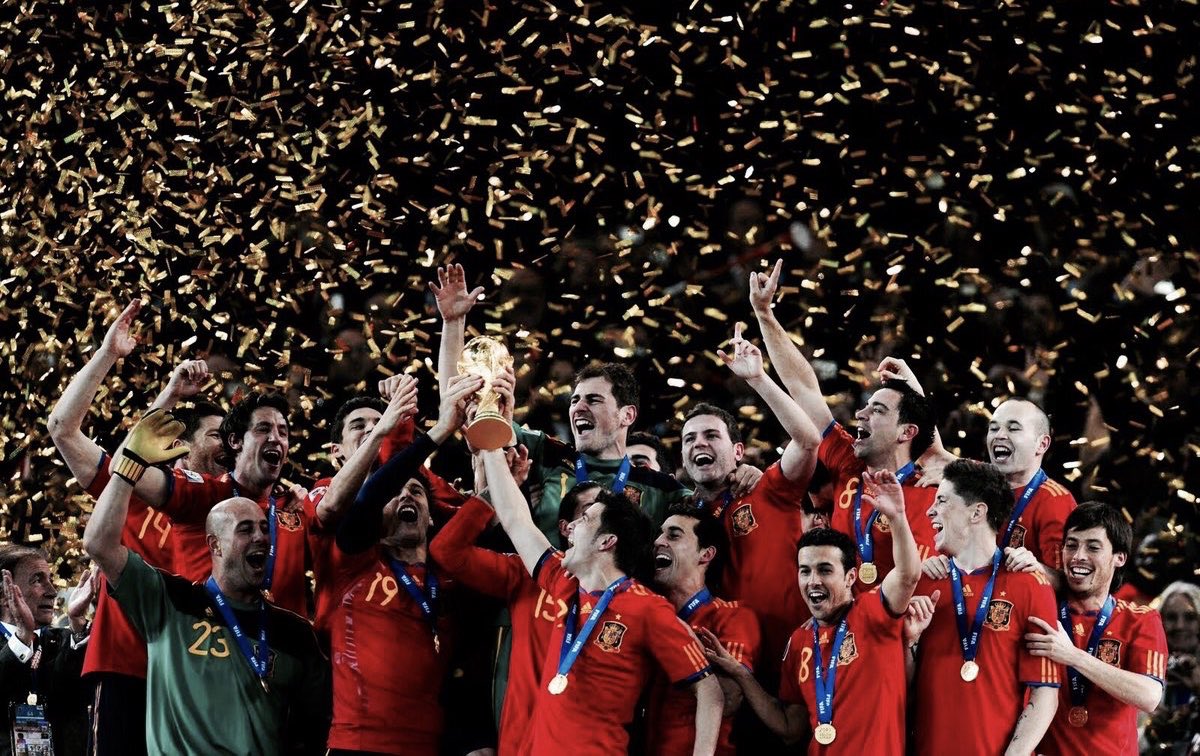 Hoy hace 8 años que se hizo realidad aquel sueño que todos tuvimos de pequeños, y que nunca pensamos que llegaríamos a vivir.