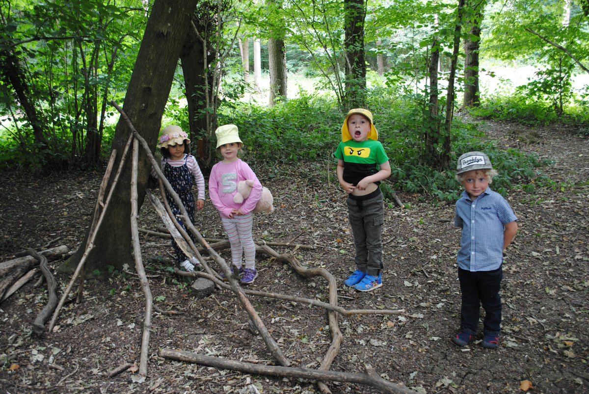 RedClassCKIS's tweet photo. We had a great time at Forest School! https://t.co/uDVrcRinY7