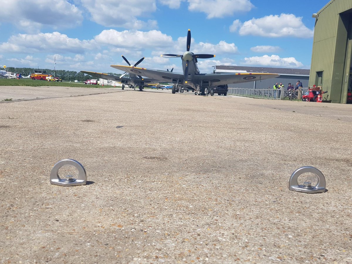 HCLSafety's tweet photo. This takes #WorkingAtHeight to a whole new level! Check out this installation of D Rings at Goodwood Aerodrome 😃 #ViewFromUpHere https://t.co/v4aVzLZ0wW
