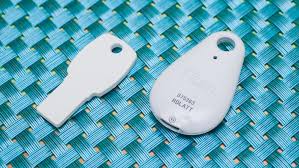 IDSInteractive's tweet image. Google's Titan Key attempts to make security much more secure via a hardware device everyone will carry: cnet.co/2JW0CBX