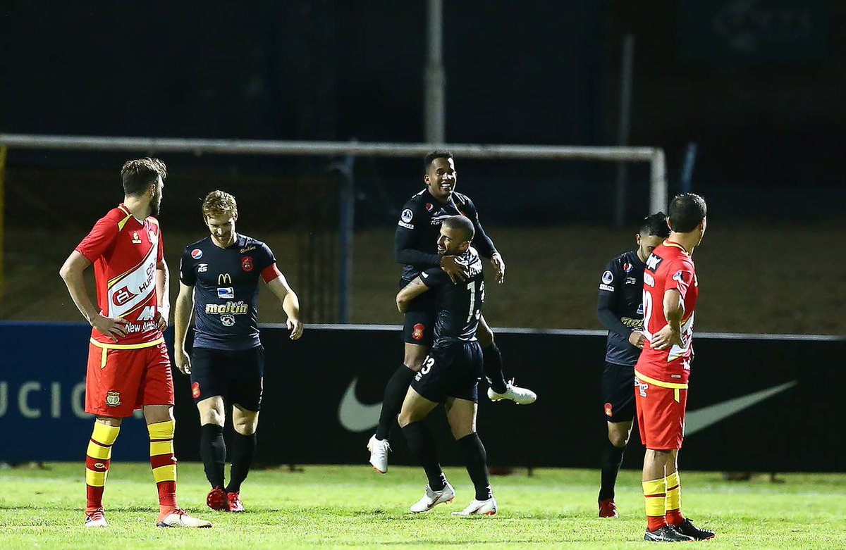 ElNacionalWeb's tweet image. Caracas FC avanzó a octavos de final de la Copa Sudamericana bit.ly/2mLRB4V