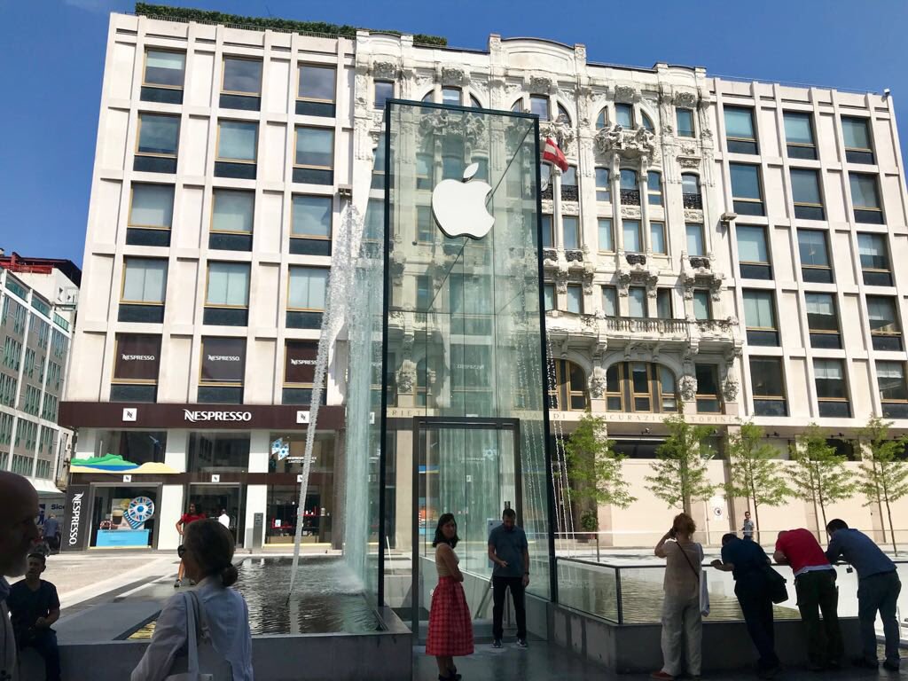 TomDMeager's tweet photo. It’s great to see a city like Milan able to attract and accommodate world class retailers in its amazing city. This retail pitch whilst not new is an interesting example of retail lead Place Making. https://t.co/Q2I6KDe8A7