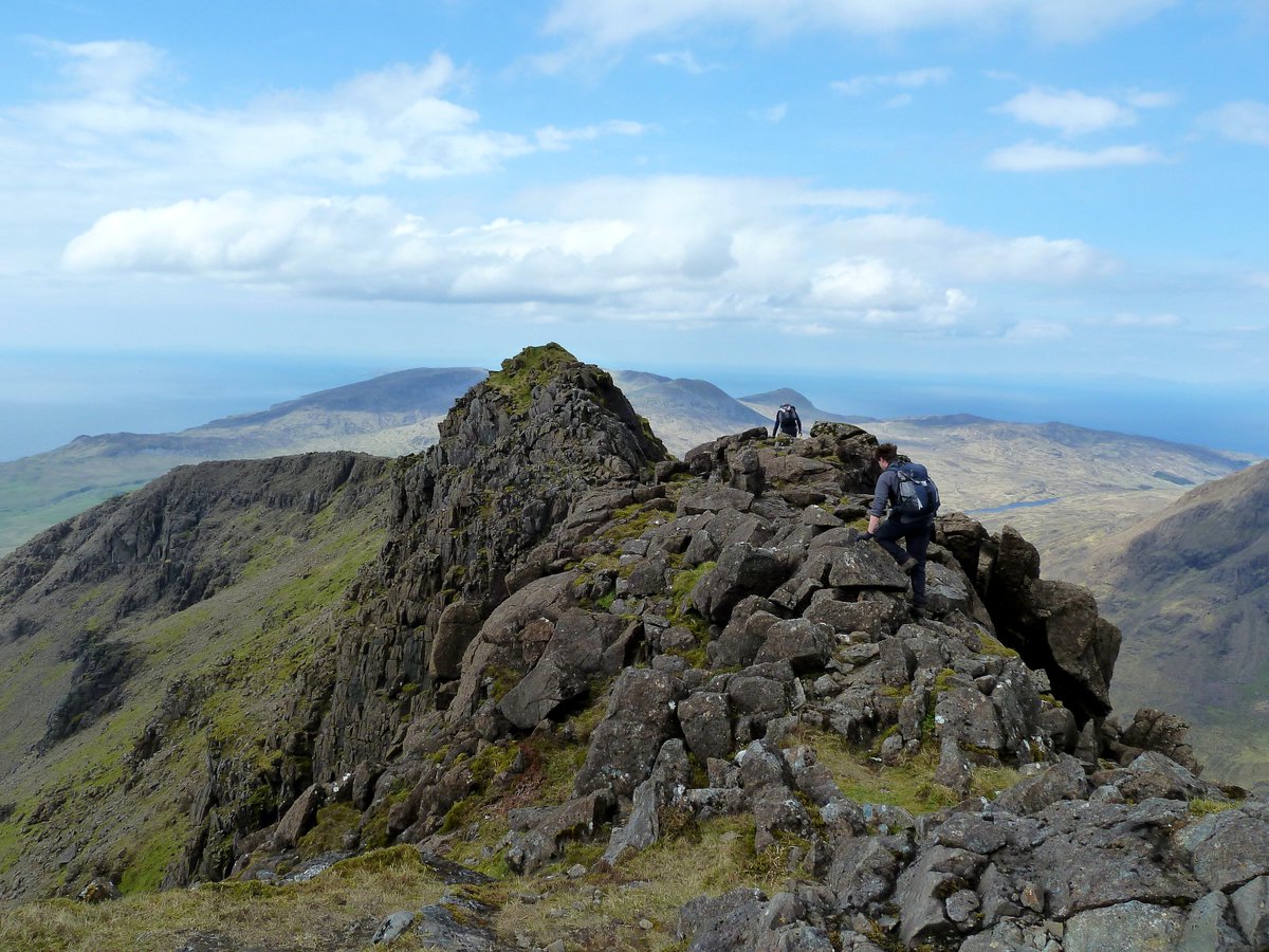 mtnsofscotland's tweet image. Traversing the Rum Cuillin #archive