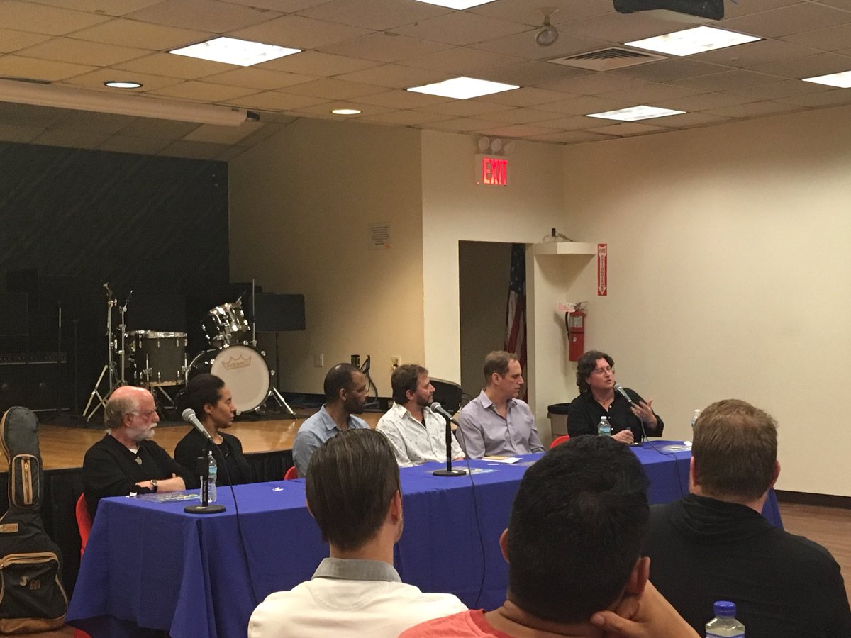 Local_802_AFM's tweet photo. On subbing on #Broadway at our #NYMF panel:
#KristyNorter: “you’re there to sound like the musician who holds the chair. It should be as seamless as possible.”
#DavidHolcenberg: “for people who are just starting out, we’re rooting for you! We want you to be a good fit as a sub.” https://t.co/oYwEIvOowI