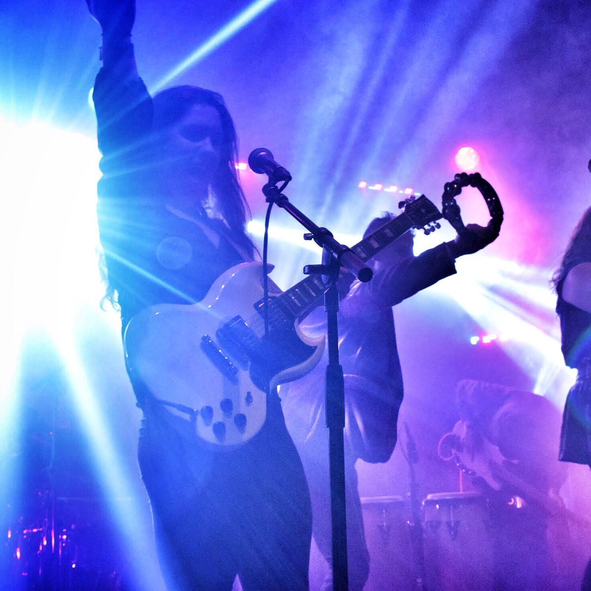 maciannmusic's tweet photo. Playing with @DTFunkBand at @cubbybearwrigley was awesome!
We’ll be back on Monday after the @Cubs game!
Rocking out with @the_indigos_ tonight at the @ElkhartCounty4H Music starts at 5pm!
#dtfunk #dtf #dtfunkband #Funkytown #bloomington #shreddingguitars https://t.co/qTastgozOe