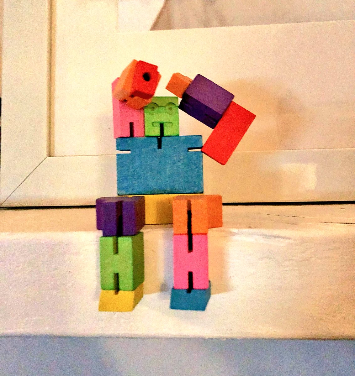 jamesenjoyrelax's tweet image. New ornament #gubbins 😊👍 #cubebot 🤖