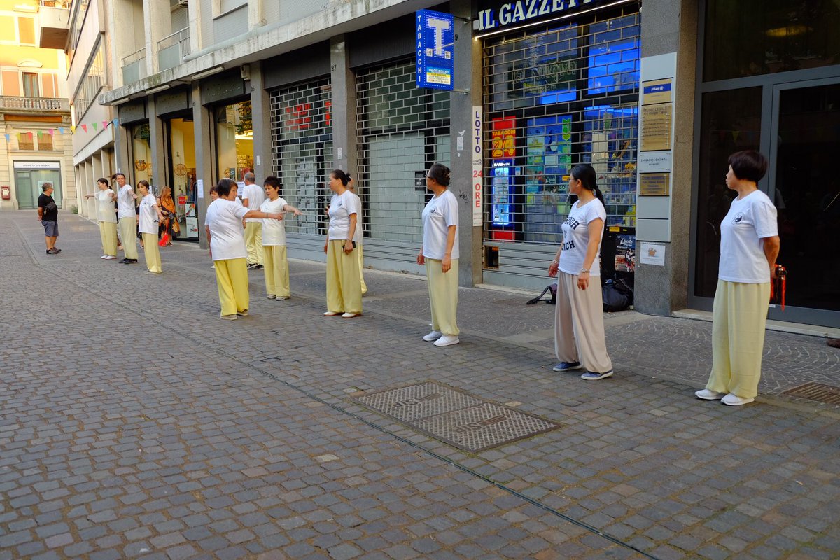 comunevenezia's tweet photo. 🎉 #Eventi - #LeCittàinFesta
Tutto pronto in #ViaVerdi a #Mestre per la manifestazione “Oriente in via Verdi”: un viaggio tra la musica, le danze e i sapori del mondo orientale 💃 🎶 https://t.co/eDFES3ovGr