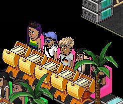 ACSabineErilea's tweet image. Wat een dreamteam hier! Samen met @SytecLFM , porcky1000, WC-Papiertje en .unicornpanda. We maken ze allemaal in! Hatseflats!