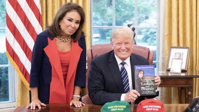 thehill's tweet image. Trump promotes Jeanine Pirro's new book in Oval Office hill.cm/NTfWitH