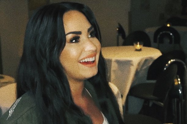 starszddl's tweet image. vo limpa minha tml do nude do felipe neto