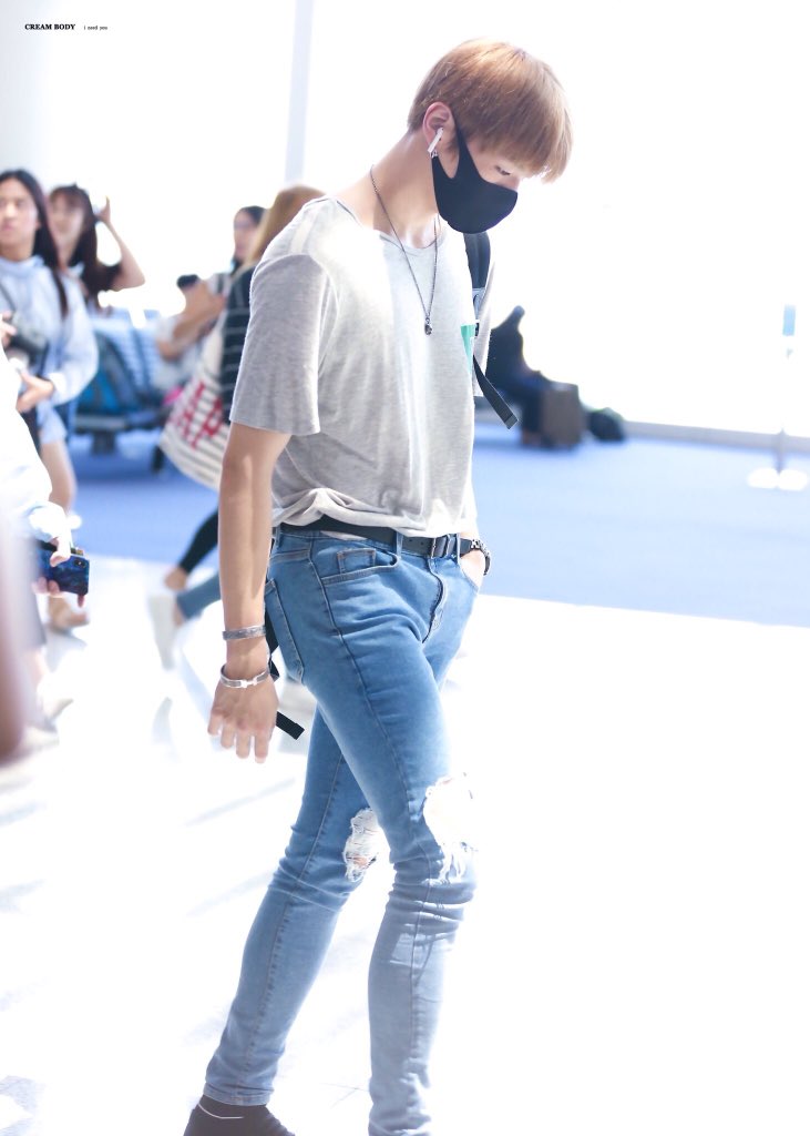 kangdanielpics's tweet photo. 180724 https://t.co/ULX9u0BCME