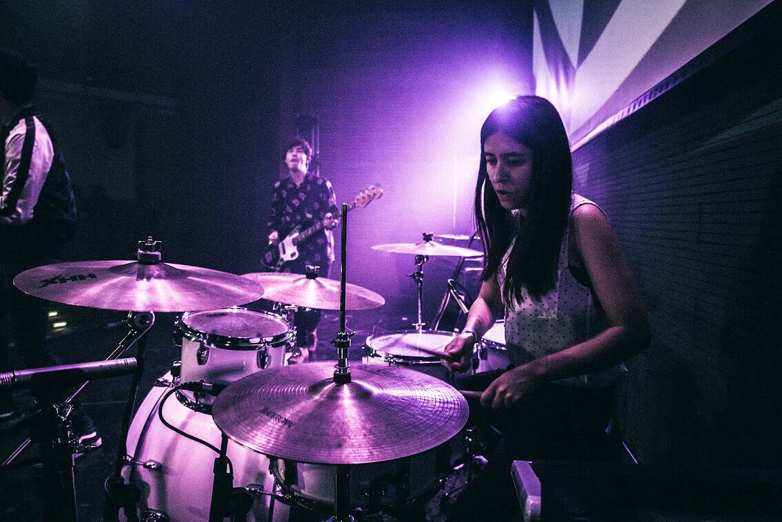 Feliz día a todos los bateristas de nuestro país en especial a nuestra querida Taffy  !!! 🥁⚡️