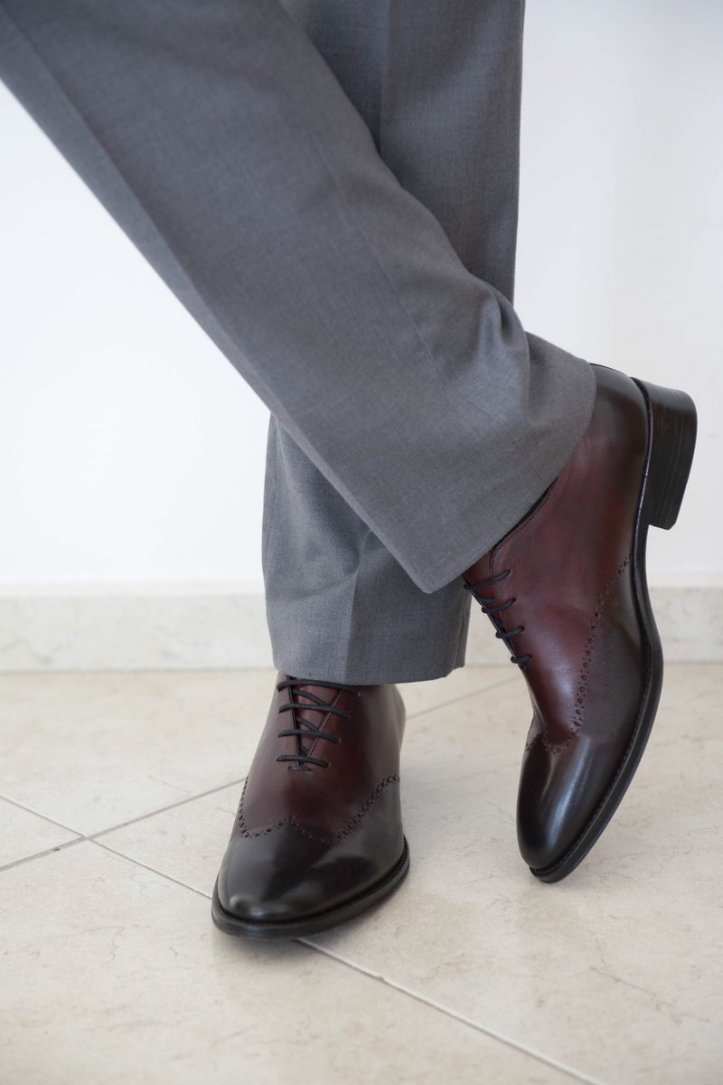 MessicoShoes's tweet photo. No los pienses tanto, mejor cómpralos.
.
.
[ARGEL | DERBY]
Entra a https://t.co/VE0W4AVgYi y llévatelos. #BeMessico #MessicoShoes 
El envío en México es gratis y te llegan súper rápido. https://t.co/3kegDrmOgL
