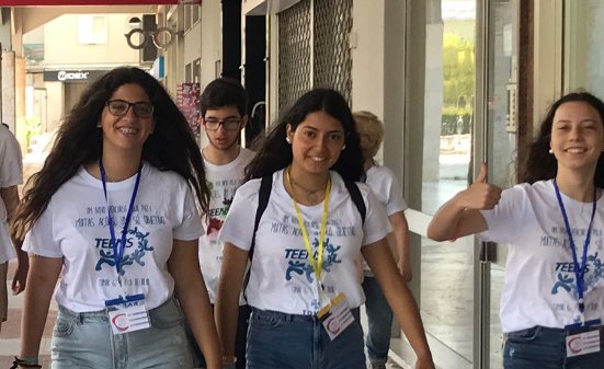 focolaresPT's tweet photo. Teens in action em Tomar https://t.co/ItHdIc02DU … #teensinaction #tomar #teens4unity #comunidades #jovens #portugal #unidade #paz #mundounido @teens4unityPT https://t.co/VhDwD0l4ym