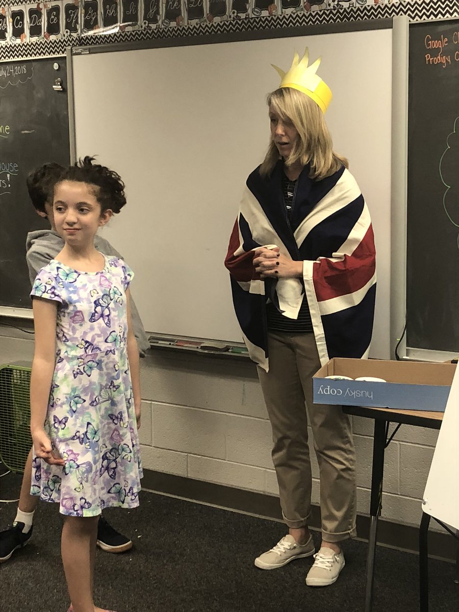 SchoolsGetREAL's tweet photo. Jack was NOT happy when King George III came and taxed him for wearing blue! 😂 @LaraSFricke @PleasantUnionYR #itsarevolution https://t.co/8QiwZZOkcR