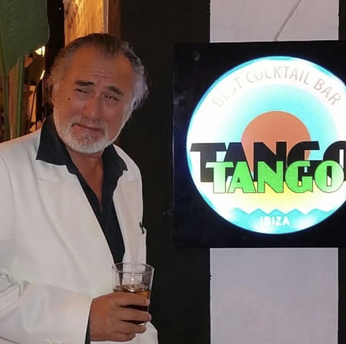 MarcdeNiro's tweet photo. Enjoy the nights of Ibiza ! #ibiza #bcbtango #chupiteria #lookalikes #marcdeniro #abogadoestasahi #salratita https://t.co/lWvWV0qE9B