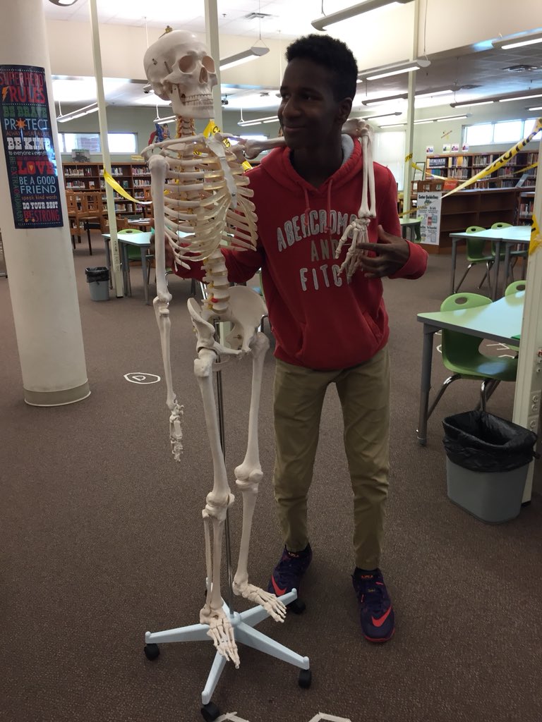 Meet our new friend, Slim. #STEMchampcamp <a href="/trae_weiss/">Trae Weiss</a> <a href="/gbergmath/">Sivan Goldberg</a> @kwarnerscience