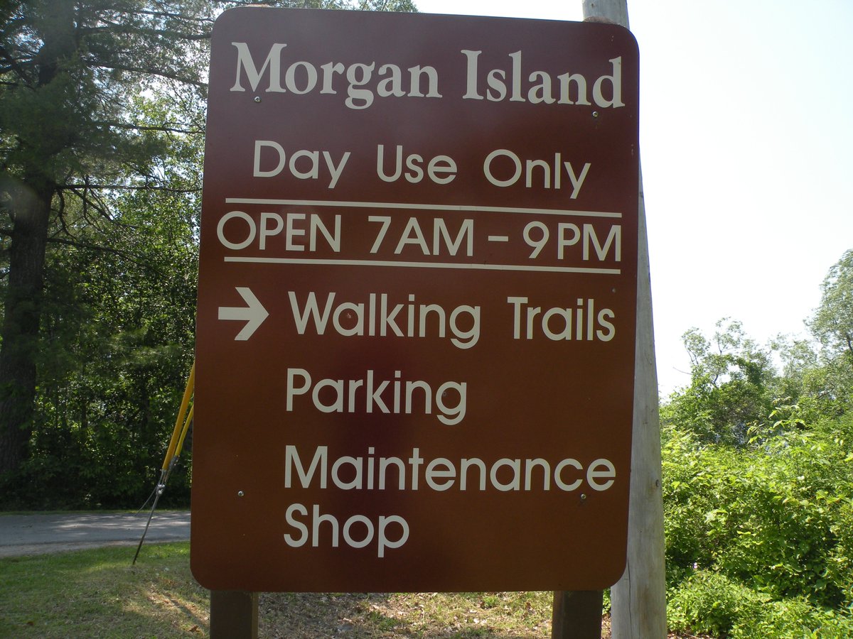 BobMondore's tweet photo. Hiking Morgan Island #KringPoint #AlexandriaBay #hiking #1000islands #nature. Another from the Thousand Islands hiking blog series by Bob and Patty Mondore https://t.co/SWUSqk7FPY #photography #photos #upstateNY #trails #nny Click on direct link: https://t.co/3XzY2X0xwQ https://t.co/DHZfZ6zmKO
