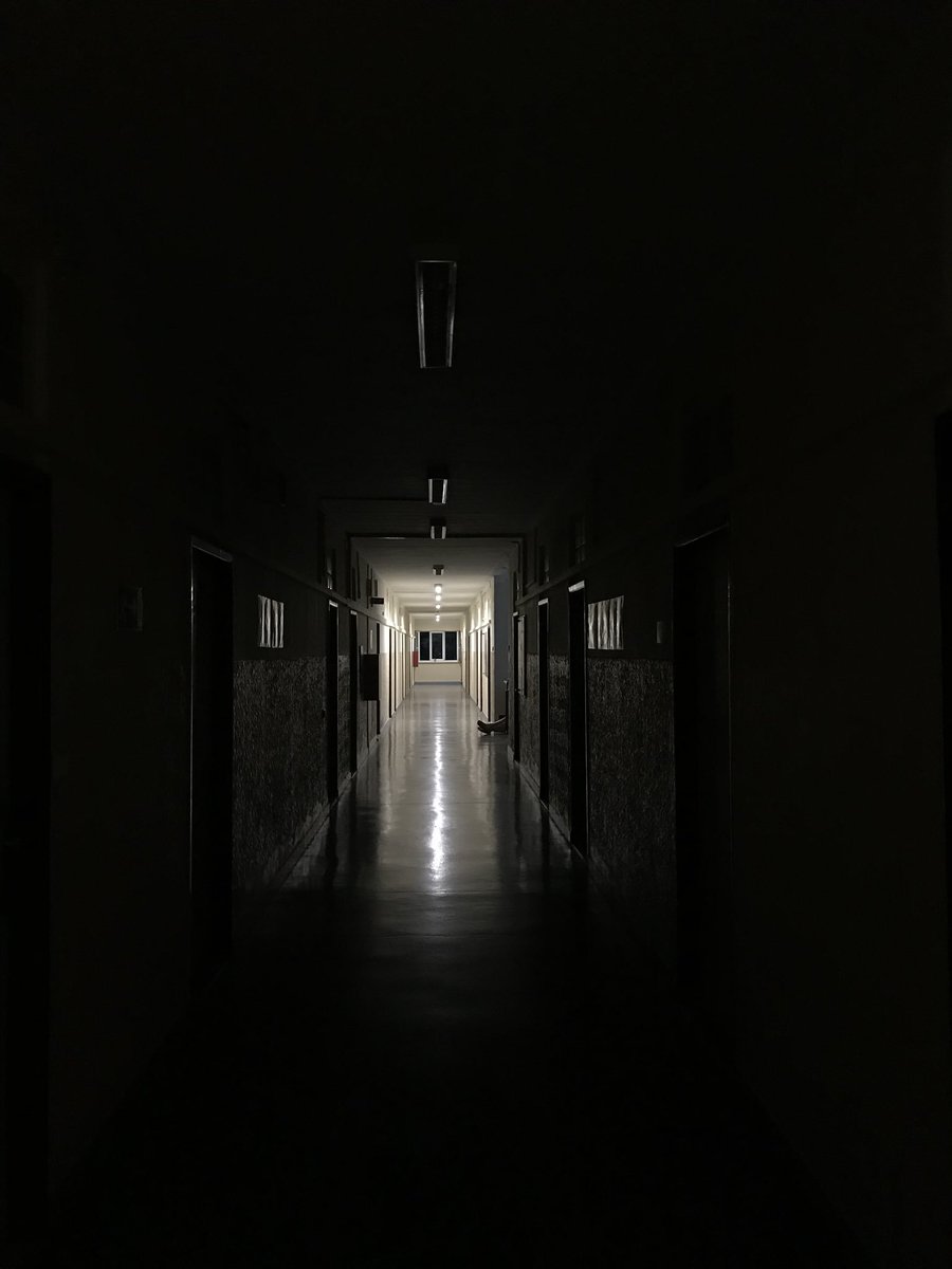 ryoanji1450's tweet photo. ようやく寮に落ち着きました、、旧共産圏みが深くて良い良い #ioling #IOL2018 https://t.co/JYMocLa1X2