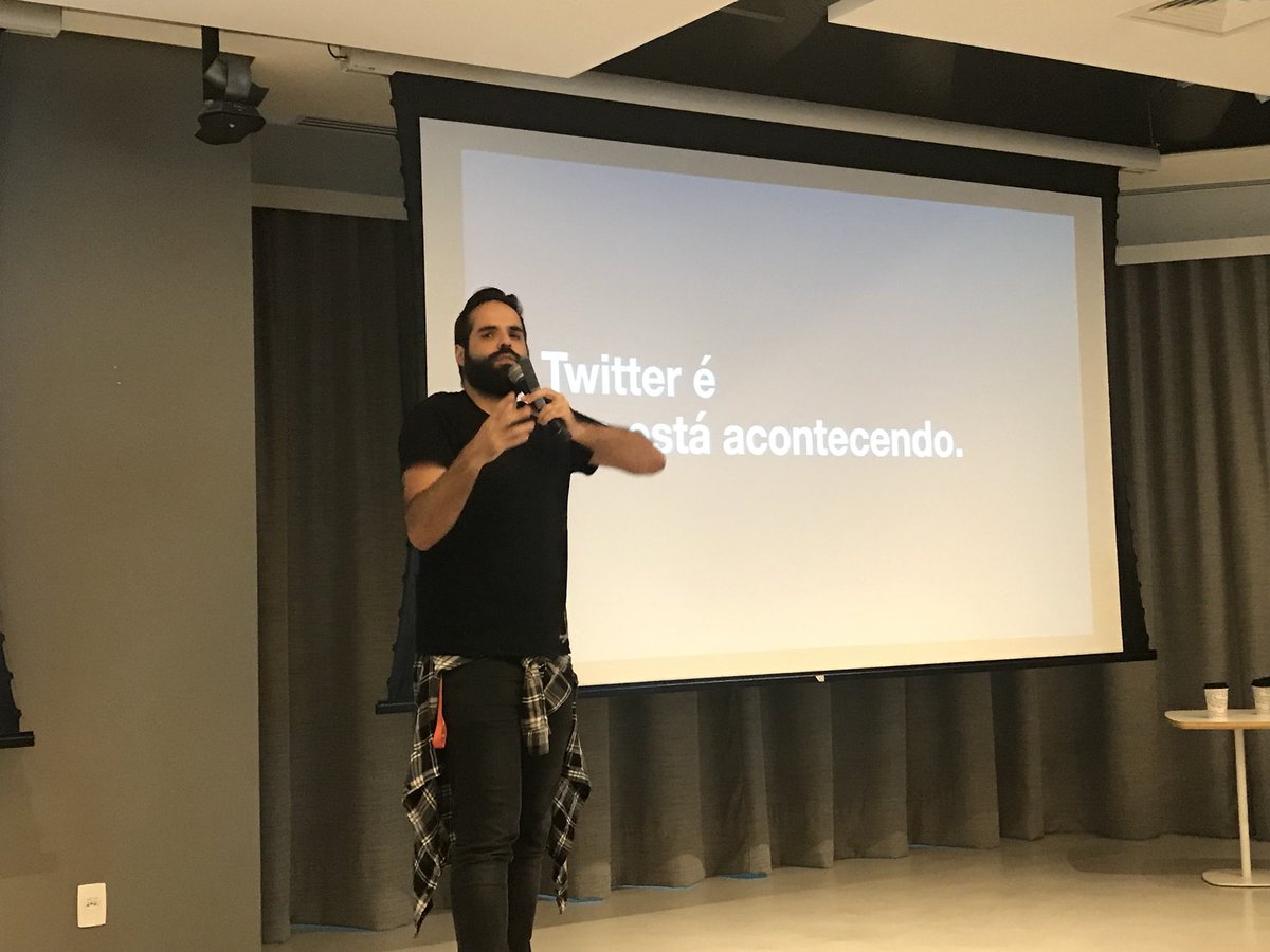 TransitoPOARS's tweet image. Twitter é o que está acontecendo AGORA #Gump2018  (@mefortuna)