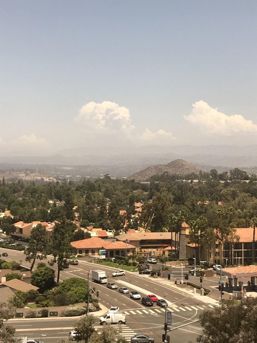 NWSSanDiego's tweet image. Current view of the #PyroCumulus being generated by the #CranstonFire, seen all the way from our Rancho Bernardo office. #CAwx #Riverside