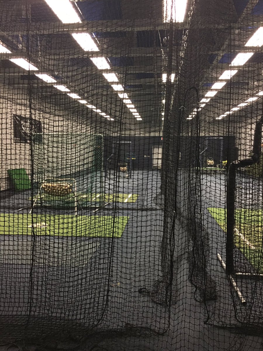 WillMinor09's tweet photo. @NettingPros #netcommanders ... Upgrade your #BattingCages #IndoorHittingFacility for the upcoming season with new #Netting & #BPScreens like seen here!!! #BattingPractice #Baseball #Softball https://t.co/m2vvaFaRqi