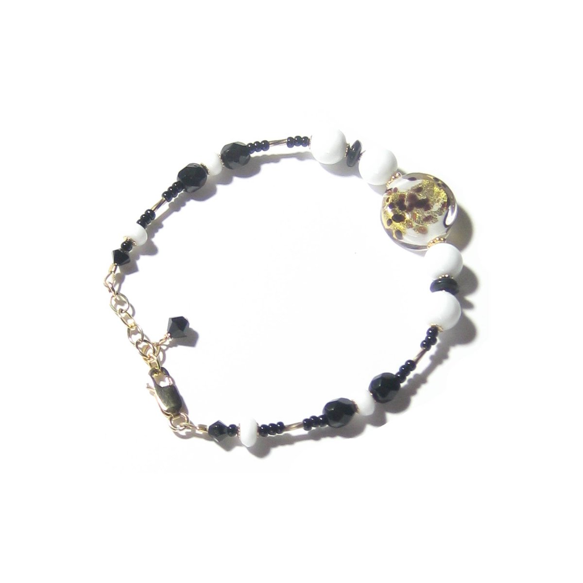 JKCMurano's tweet photo. Murano Glass White Black Leopard Coin Adjustable Beaded Bracelet, Venetian Jewelry, Italian Jewelry, Animal Print, Gold Filled Bracelet https://t.co/wZfoOLVNX5 #emnttM #Etsymntt #epiconetsy #Murano https://t.co/mvylVDDoDi