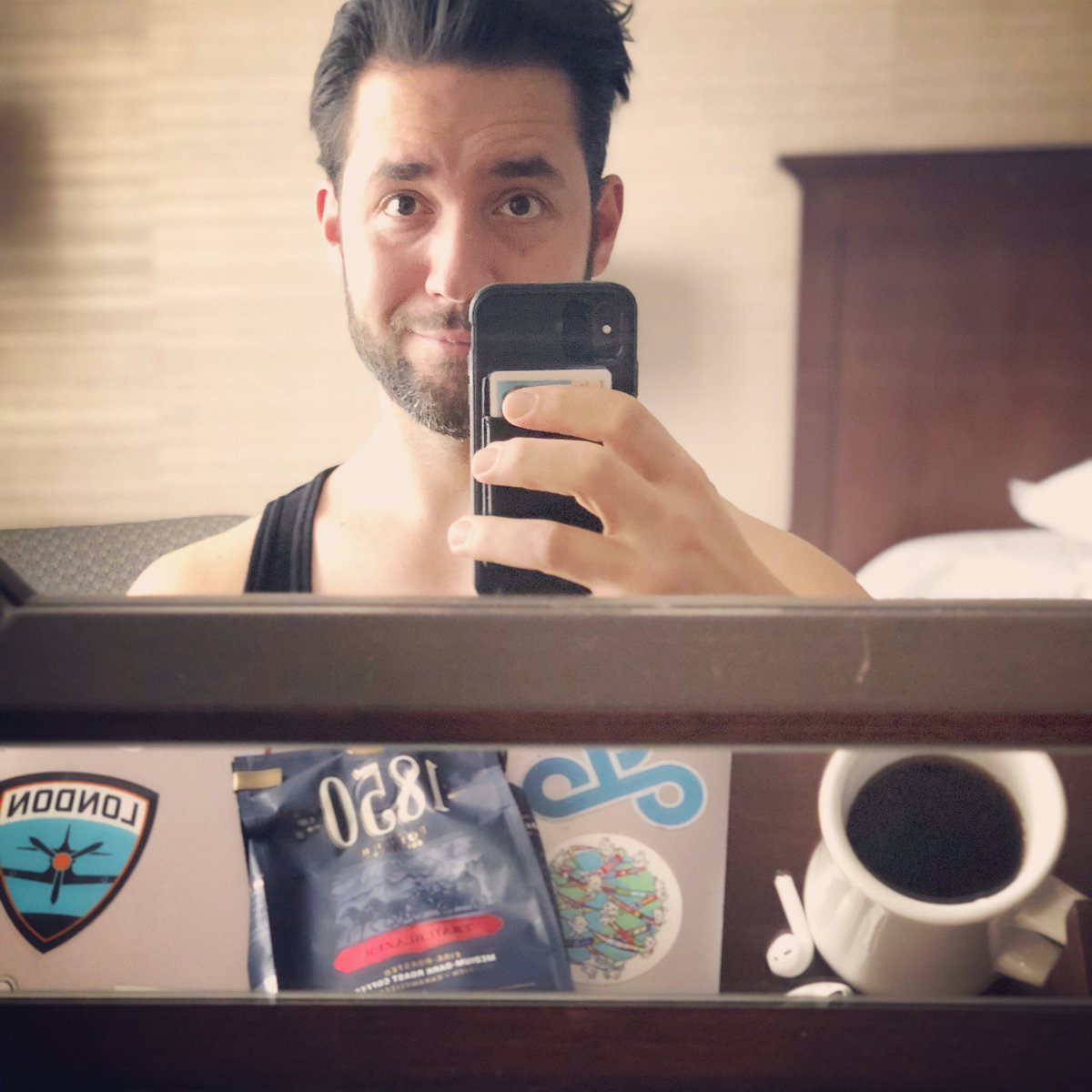 alexisohanian's tweet photo. #ad If you’re a budding entrepreneur &amp; bold thinker, join me tomorrow on @1850Coffee Facebook for a Live session to ask me about my journey. I’ll also make an announcement on behalf of one of the best new coffee brands I've had in a long time: 1850. You won’t want to miss it!☕️ https://t.co/ppEsyiVHx1