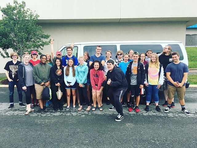 nlcclhstudents's tweet photo. This crazy crew is at CIY MOVE this week! Pray for us as we seek God together! https://t.co/pX9BnzIVJn