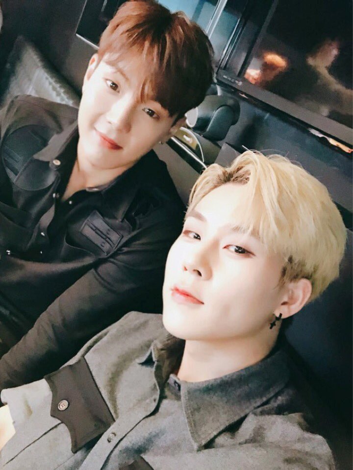 OfficialMONSTAX's tweet image. [#주헌] 사랑해 우리형아ㅋㅋ
그리고 여기 라디오도 너무 사랑해~ i heart radio❤️
#iheartradio