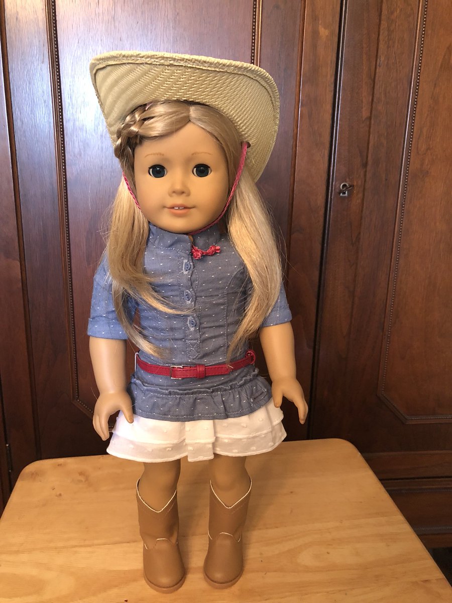 ewing_melanie's tweet photo. @Amber_Marshall I made my AG doll look like Amy! 🐎🐴❤️ 🤠 I love you on @HeartlandOnCBC From Lilah https://t.co/yPx1RvV48Q