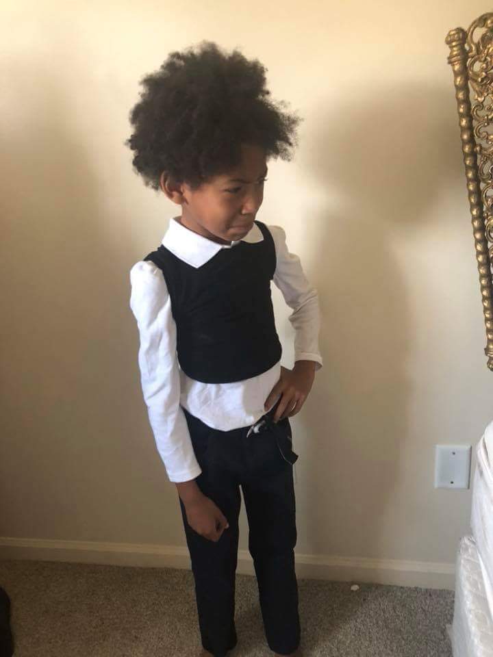 ImOhhey's tweet image. My sister came home crying talking bout 😂😂 “ they kept saying I look like cardi B “ IM DEADDDDDDD !