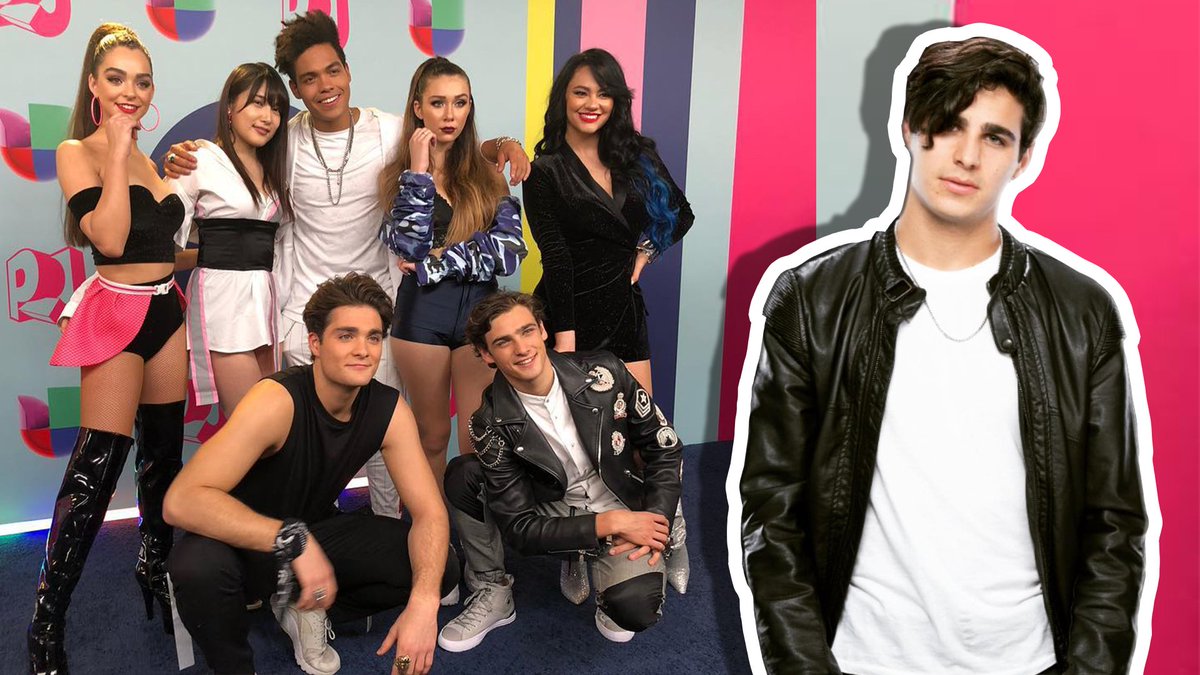 UniNovelas's tweet photo. Por un problema migratorio un integrante de @Like_laleyenda tuvo que ver por TV a sus compañeros en #PremiosJuventud #GenPJ https://t.co/pSCx4AWfNE https://t.co/zGKPGEOylC