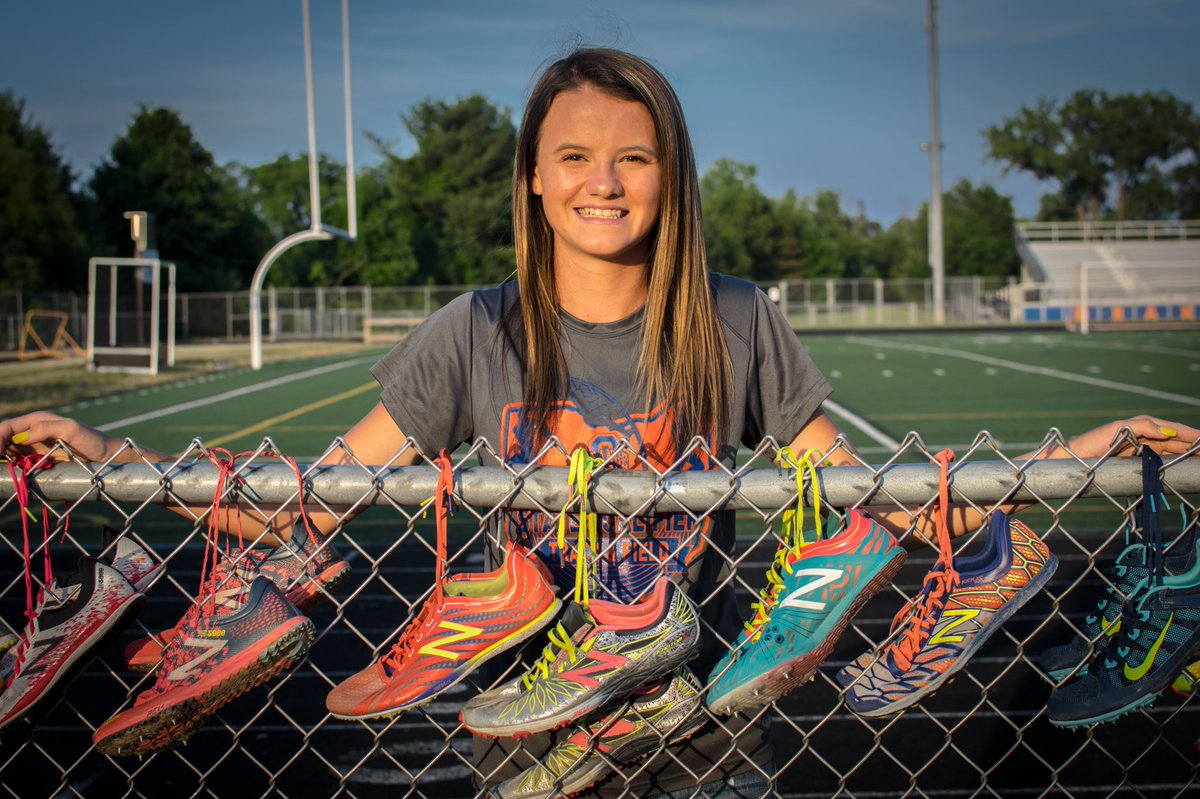 Allieguagenti31's tweet photo. Patiently waiting for my new balance sponsorship... thanks new balance for providing the best shoes imaginable #prointraining #fortheloveofrunning #ohioxccamp #summeroffast @OhioXCCamp @NBRunning @FleetFeetCbus https://t.co/D33h8IvUAE