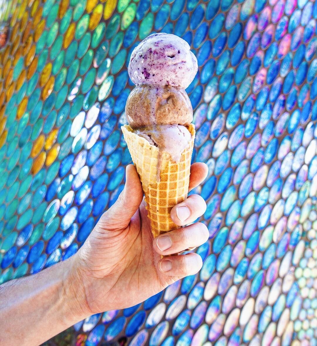 EatsInTown tweet media