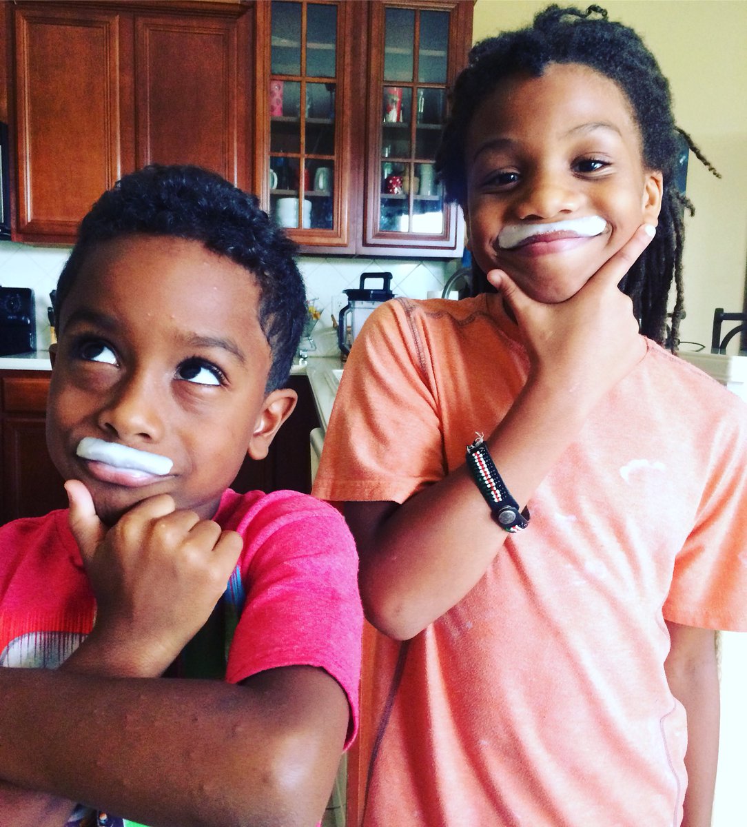 morganheritage's tweet photo. #ChefManardee @mojomorgan got his 2 boys feeling nice with their Irish Moss mustache. #familytime #RunsInTheFamily https://t.co/q8RR3iqzwg