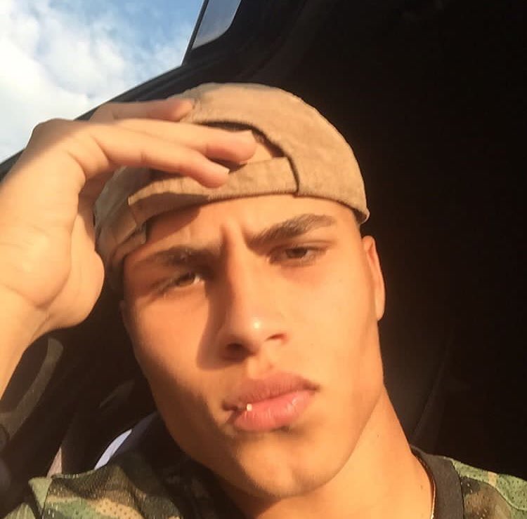 tayebga's tweet photo. traficante comme à mexico🤞 https://t.co/3zaYSE59V3
