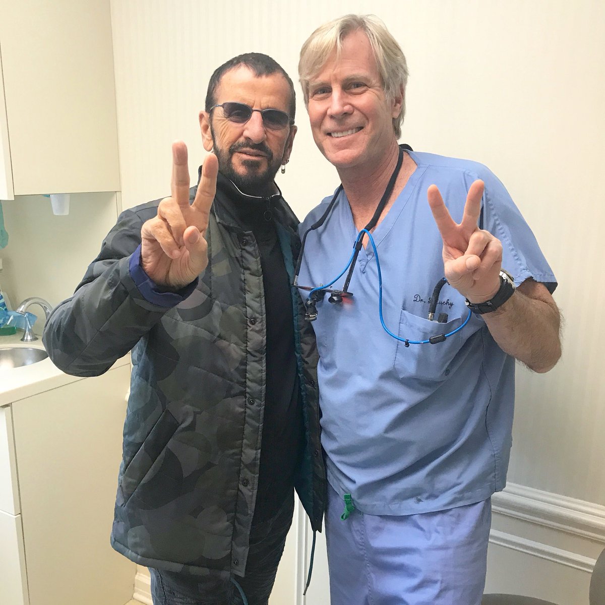 LowenbergLituch's tweet photo. Peace, love &amp; fun hanging with the one and only Ringo Starr! https://t.co/TXebWFBwHf https://t.co/kgrhvbMX8X