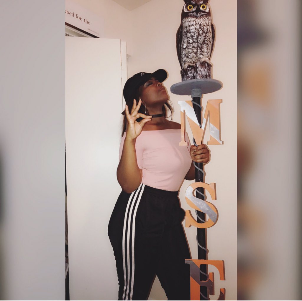 Zariaaaa_'s tweet photo. XENA The Warrior Princess๐ธ๐พโ๏ธ ๐ถ#AceShit #BougieBBK #ThetaKlass #TOCIXAim https://t.co/yYorSSZL3n