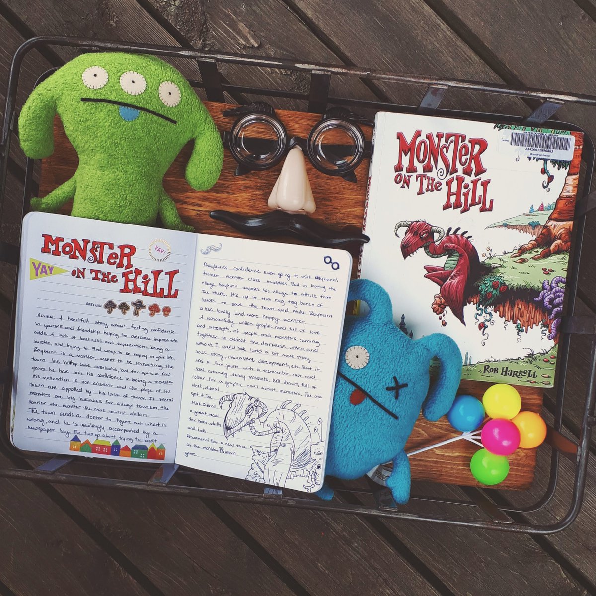onemamassummer's tweet image. New #bookreview, 4.5 stars for #monsteronthehill by #robharrell
#graphicnovel #onemamareads #savvyreader #50bookpledge #bookblog
onemamassummer.weebly.com/book-reviews/m…