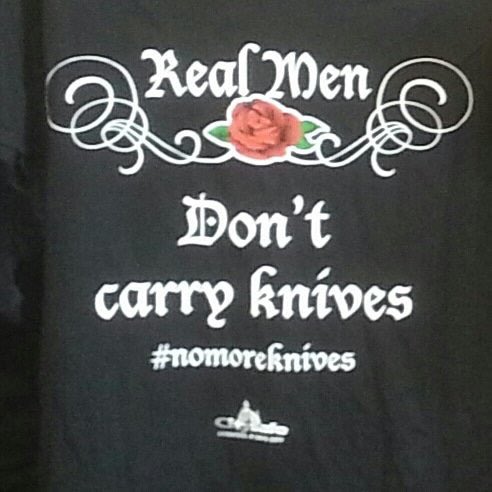 JoeMc21's tweet image. Put an end to Knife crime by supporting #PlatformforChange and the #Realmendontcarryknives campaign with @empsolneet @anfieldboxing #wearandshare  #letsmakeourcitysafe #liverpoolisourcity #nomoreknives