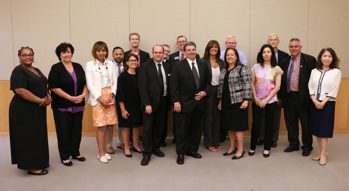 SBA_NewYork's tweet photo. Great story in @HVnewsnetwork covering last week's lenders' round-table with @rocklandgov. Thank you County Executive Day, @nysbdc,  @SCOREMentors &amp; all the #SmallBusiness lenders for joining us. Read the article here --> https://t.co/PGhPwXqWbp https://t.co/JEX1ClrKjQ