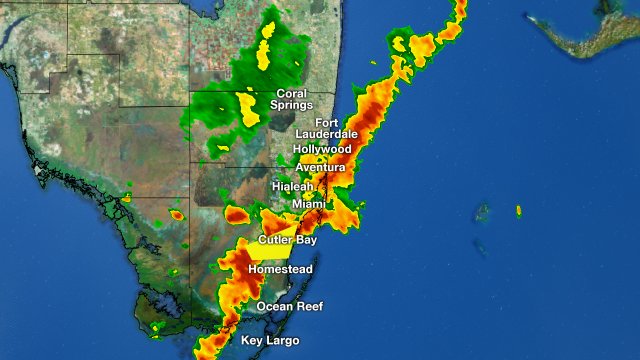 Local 10 Weather Alert Severe Thunderstorm Warning for the highlighted areas. For more info bit.ly/krCDQ?utm_medi… https://t.co/IAhbDJvHfO