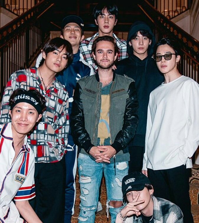 lovehyunjie's tweet photo. ¿¿Alguien escuchó o supo algo del remix de FAKE LOVE que presentó ZEDD en el Ultra Korea??

#KCAArgentina #ARMY @BTS_twt 
#FakeLoveInYoutube https://t.co/ObIWwoDhY8