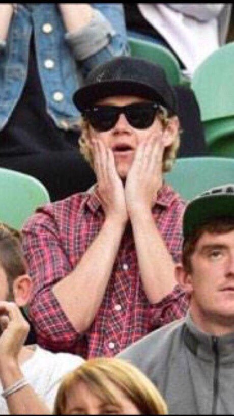 adorelwthes's tweet image. ESTO ES LO QUE QUEDA SI JUNTAMOS TODOS LOS TWEETS DE @/onedirection  LPM ESTO NO PUEDE A VER SID HECHO AL AZAR, CHICXS MI CORAZÓN NO DA MAS 
LITERAL SOLO FALTA EL OCTAVO TWEET YA. MI CORAZON GRITA LARRY perdón 
#8YearOfOneDirection