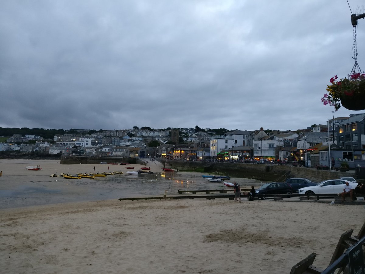 Juzza07's tweet photo. Back at the spiritual home:

#SloopInn
#stives https://t.co/uohWIIFUl6